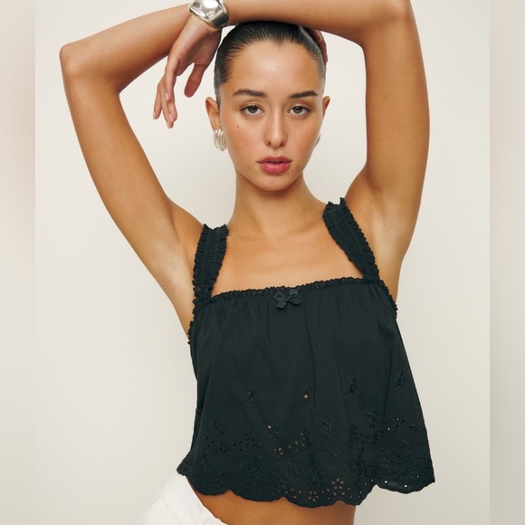 Reformation Tops - Reformation Black Lace Crop Top